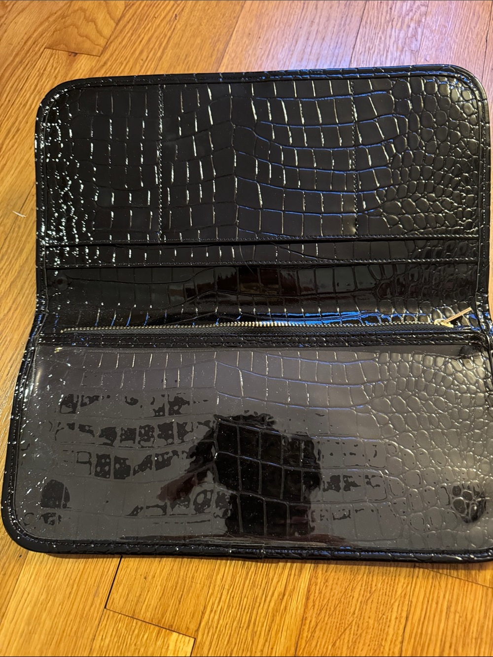 🐷 Samantha Brown Black Croc Embossed Patent Travel Organizer Clutch - Picture 3 of 10